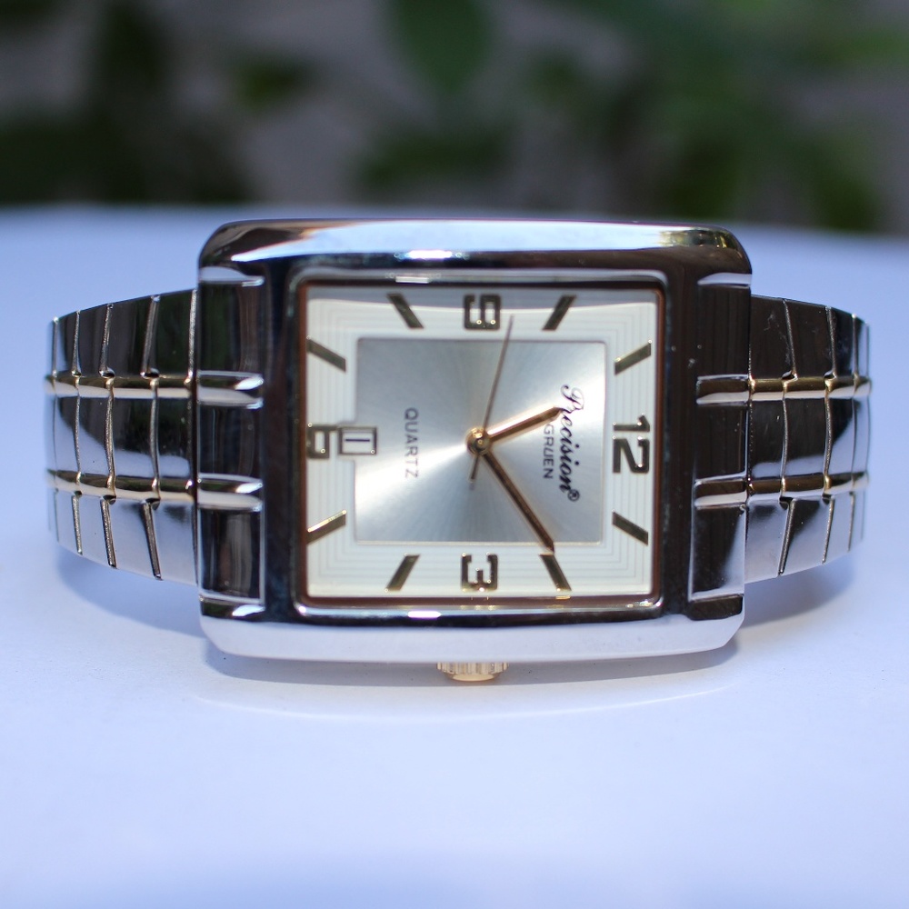 Quartz Precision Watch By Gruen